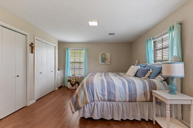 1504 S Morlan Avenue, Springdale, AR 72764