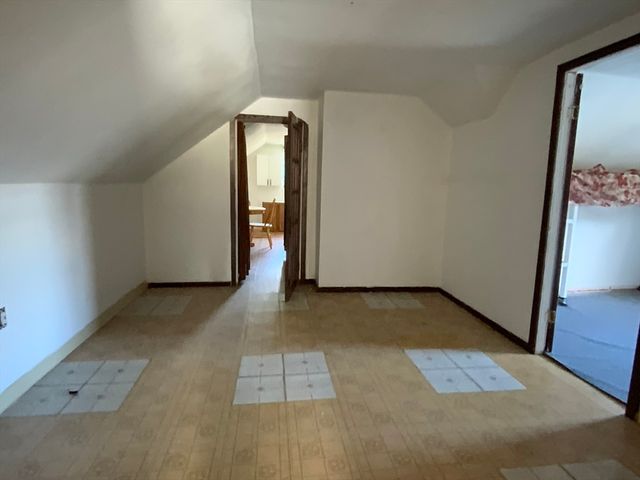 907-909 Liberty St, Springfield, MA 01104