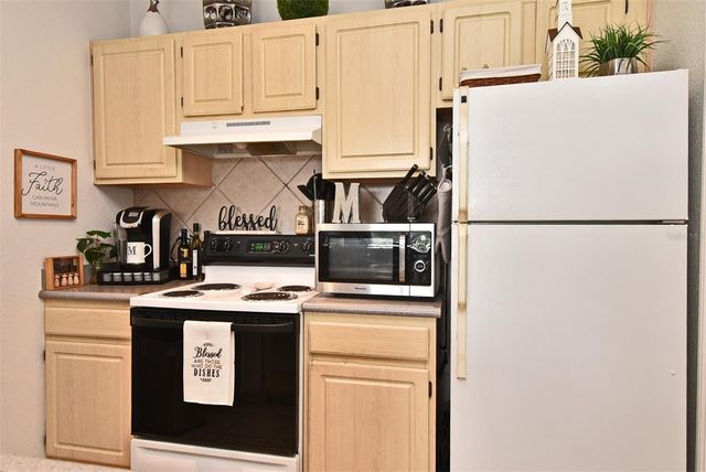 8929 LEGACY COURT 305, Kissimmee, FL 34747