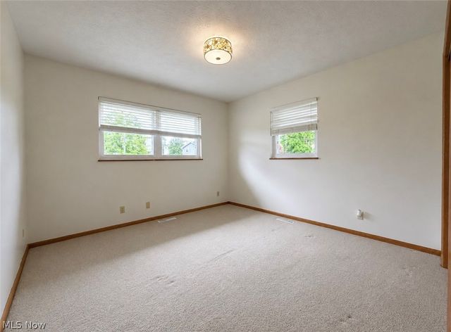 1054 West Virginia Avenue, Parkersburg, WV 26104