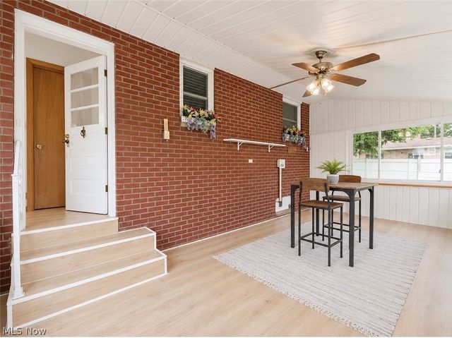 1054 West Virginia Avenue, Parkersburg, WV 26104