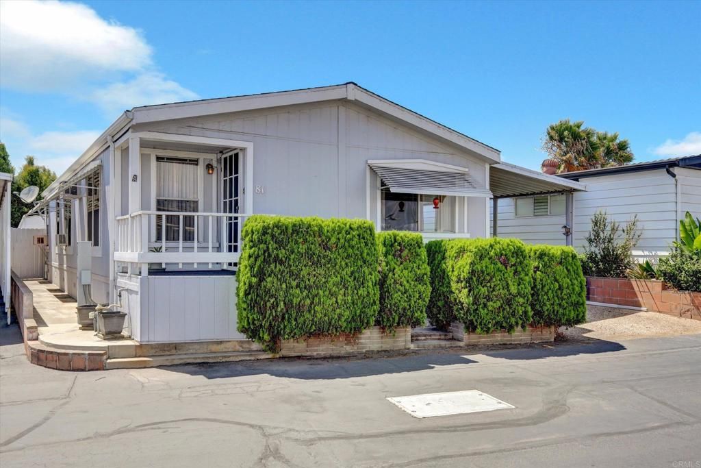 81 Seagull Lane, Oceanside, CA 92057 — photo 2