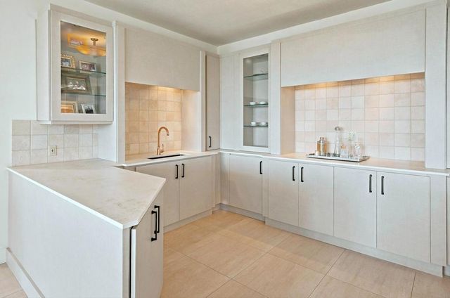 900 Island Drive 703, Rancho Mirage, CA 92270