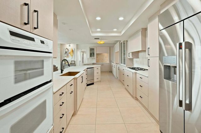 900 Island Drive 703, Rancho Mirage, CA 92270