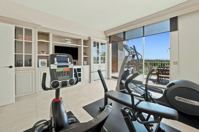 900 Island Drive 703, Rancho Mirage, CA 92270