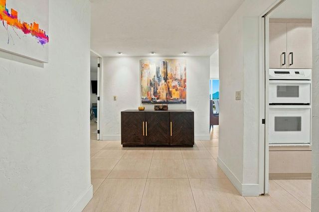 900 Island Drive 703, Rancho Mirage, CA 92270