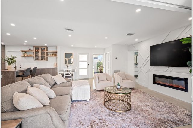 331 SE 6th Avenue, Pompano Beach, FL 33060