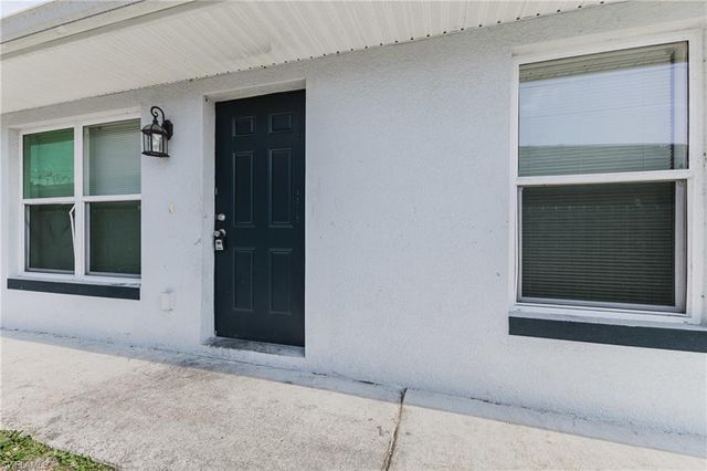 2405 Maple AVE, Fort Myers, FL 33901