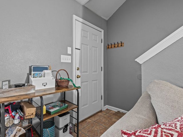 2738 W Tharpe St Apt 304, Tallahassee, FL 32303