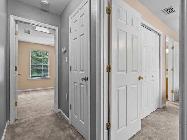 2738 W Tharpe St Apt 304, Tallahassee, FL 32303