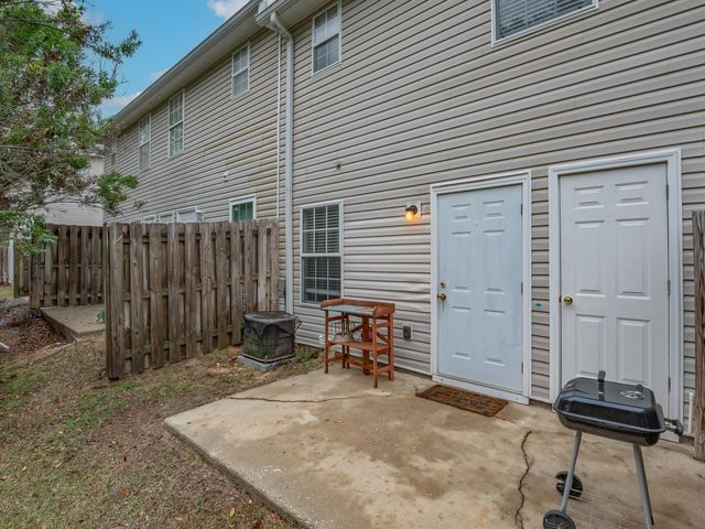 2738 W Tharpe St Apt 304, Tallahassee, FL 32303
