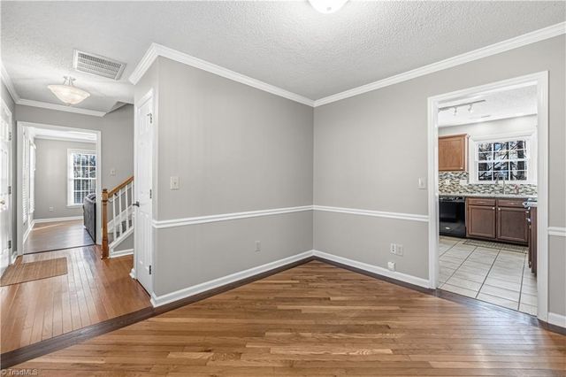 1713 Avenbury Court, Kernersville, NC 27284