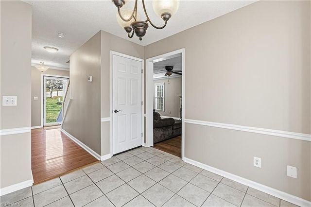 1713 Avenbury Court, Kernersville, NC 27284