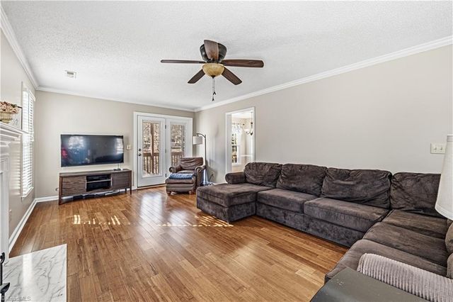 1713 Avenbury Court, Kernersville, NC 27284