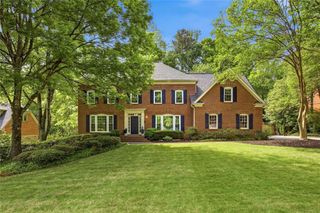 7525 S Spalding Lake Drive, Sandy Springs, GA 30350