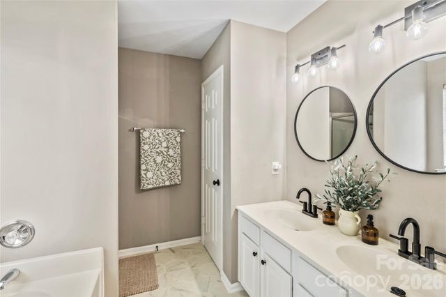 9400 Shepparton Drive, Huntersville, NC 28078