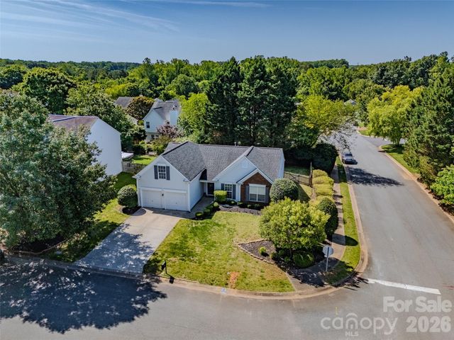 9400 Shepparton Drive, Huntersville, NC 28078