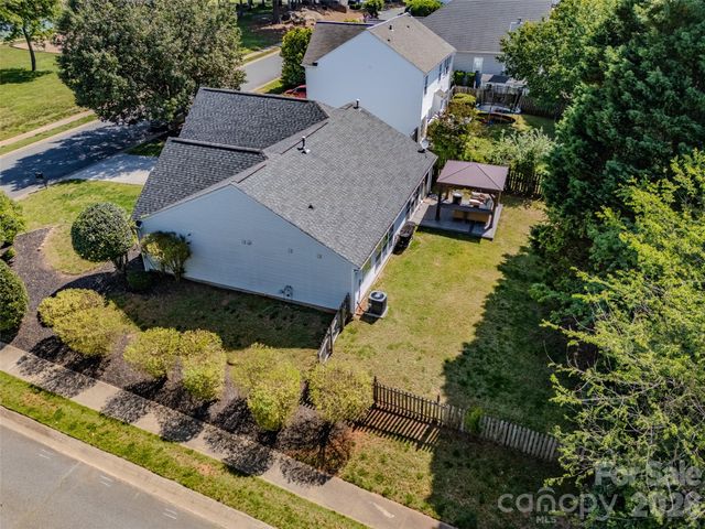 9400 Shepparton Drive, Huntersville, NC 28078