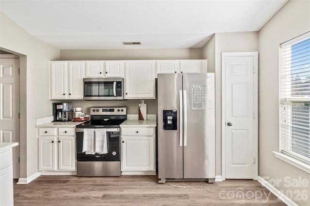 9400 Shepparton Drive, Huntersville, NC 28078