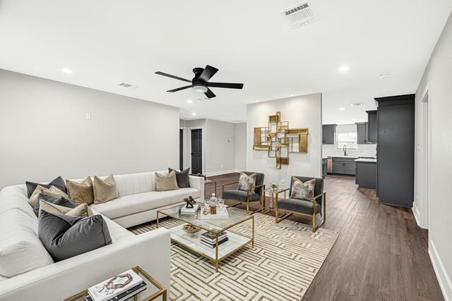 7614 Dixie Drive, Houston, TX 77087