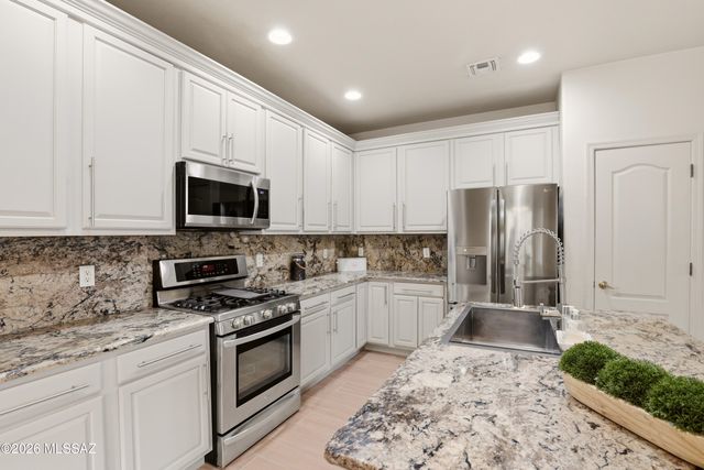 4333 N Sunset Cliff Drive, Tucson, AZ 85750