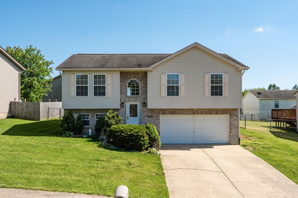 254 Redwood Drive, Dry Ridge, KY 41035