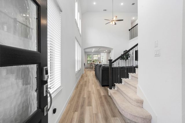 21500 Jordan Pond Ridge, Porter, TX 77365