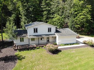 2198 Trillium Lane NW, Grand Rapids, MI 49534