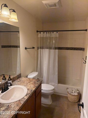 13125 W Curry Ridge Circle, Eagle River, AK 99577