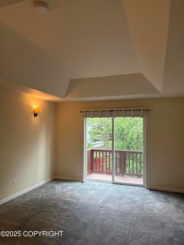 13125 W Curry Ridge Circle, Eagle River, AK 99577