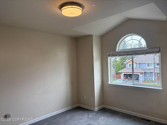 13125 W Curry Ridge Circle, Eagle River, AK 99577