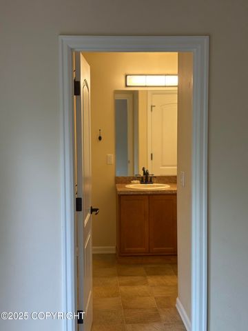 13125 W Curry Ridge Circle, Eagle River, AK 99577