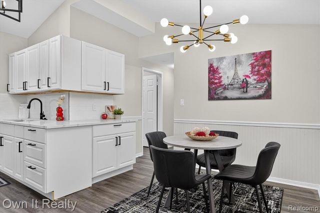37110 Gilchrist Street, Westland, MI 48186