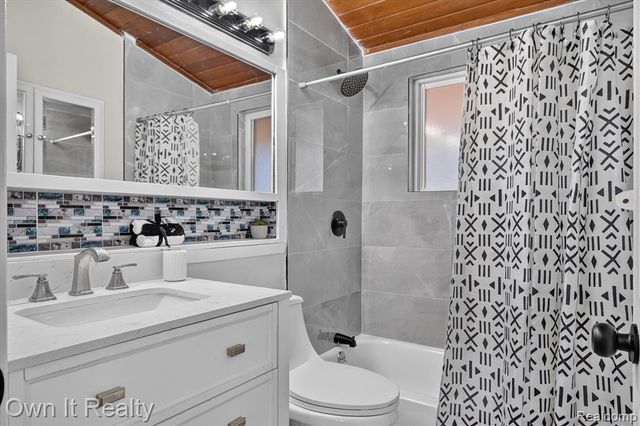 37110 Gilchrist Street, Westland, MI 48186