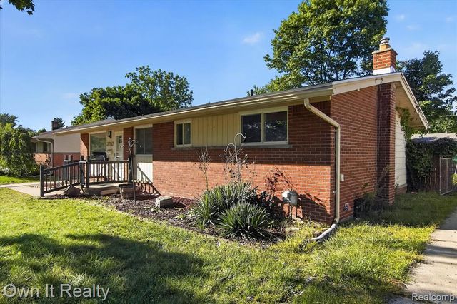 37110 Gilchrist Street, Westland, MI 48186