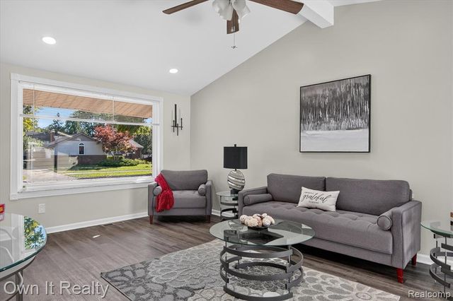 37110 Gilchrist Street, Westland, MI 48186