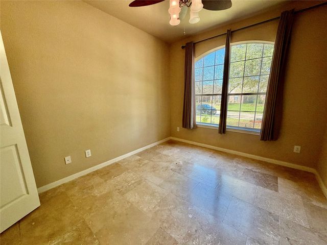 15 Powers Bend Way, The Woodlands, TX 77382