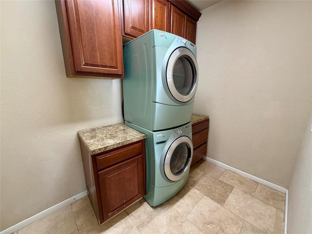 15 Powers Bend Way, The Woodlands, TX 77382