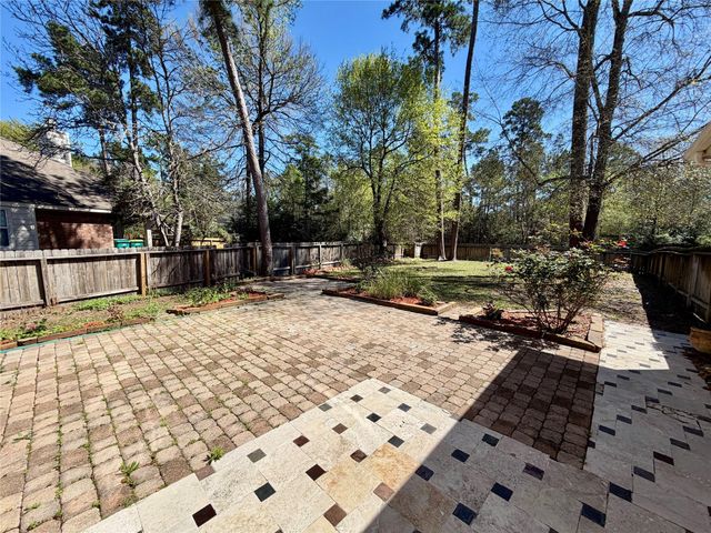 15 Powers Bend Way, The Woodlands, TX 77382