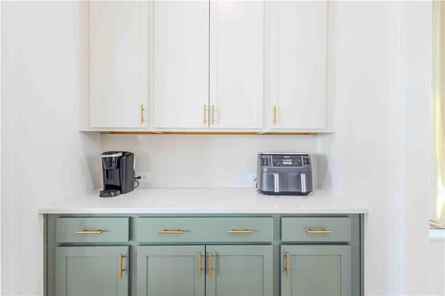 303 Tillman Pass, Woodstock, GA 30188