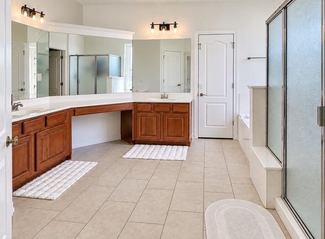 17002 Brewer Blackbird DR, Pflugerville, TX 78660