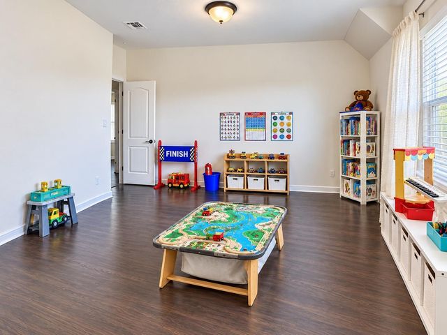 17002 Brewer Blackbird DR, Pflugerville, TX 78660
