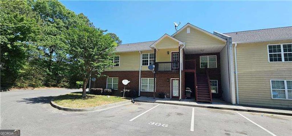 316 Waterford Drive, Calhoun, GA 30701