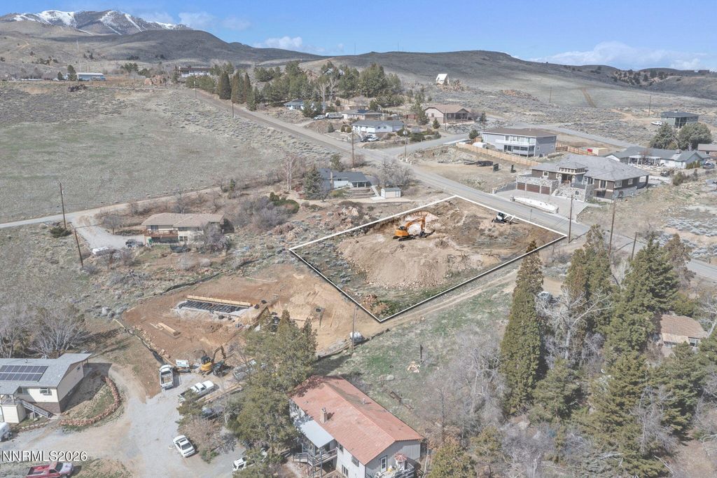 Image 7 of property listing at 620 Hoge Road, Reno, NV 89506