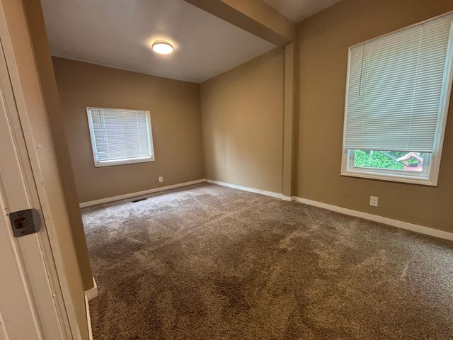 900 & 902 N Hamilton Street, Saint Croix Falls, WI 54024