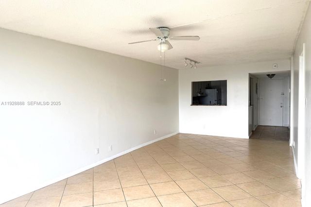 1830 Dixieanna St 503, Hollywood, FL 33020