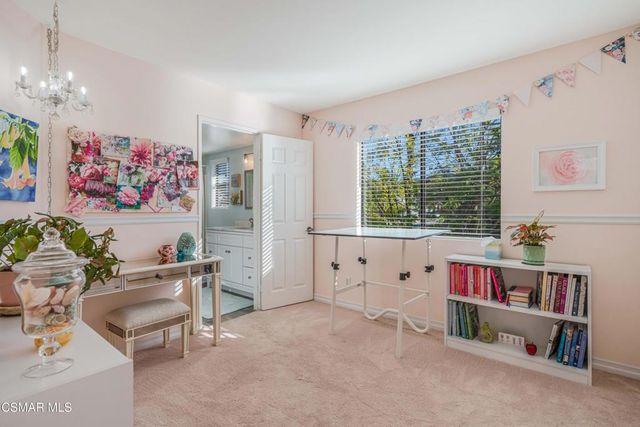 443 White Swan Court, Simi Valley, CA 93065