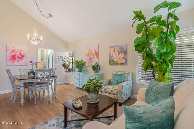 443 White Swan Court, Simi Valley, CA 93065