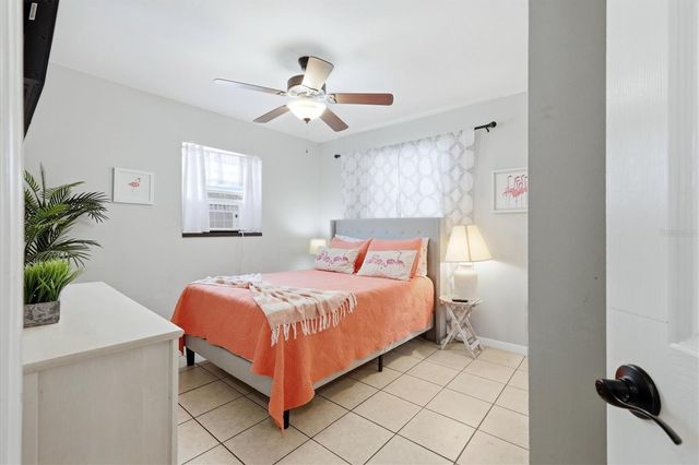 3818 BUCKEYE CIRCLE, Sarasota, FL 34232