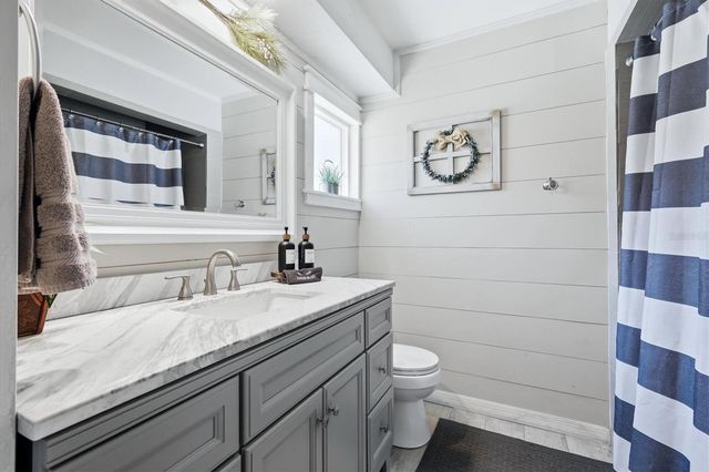 3818 BUCKEYE CIRCLE, Sarasota, FL 34232
